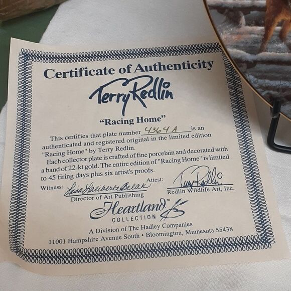 3 pc bundle of Terry Redlin plates - Picture 4 of 10